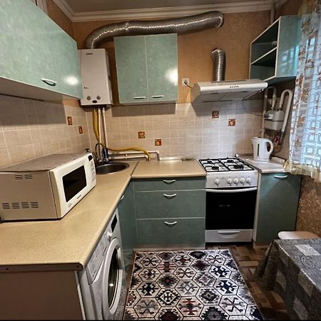 Apartment On Akhmetova 10 Almaty Eksteriør billede